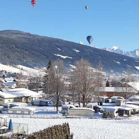 Familie Fritzenwallner 아파트