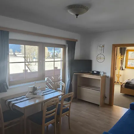 アパート Familie Fritzenwallner *