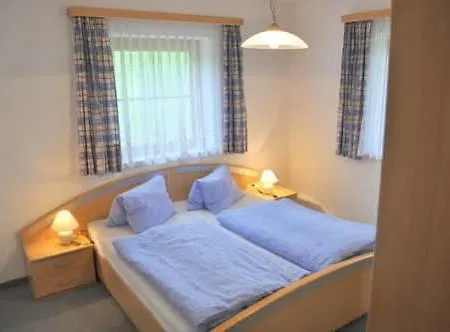 Familie Fritzenwallner アパート アルテンマルクト・イム・ポンガウ